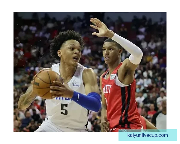 班凯罗呼吁全队保持专注通过分享球让每人都有机会发挥 班凯罗呼吁全队保持专注通过分享球让每人都有机会发挥